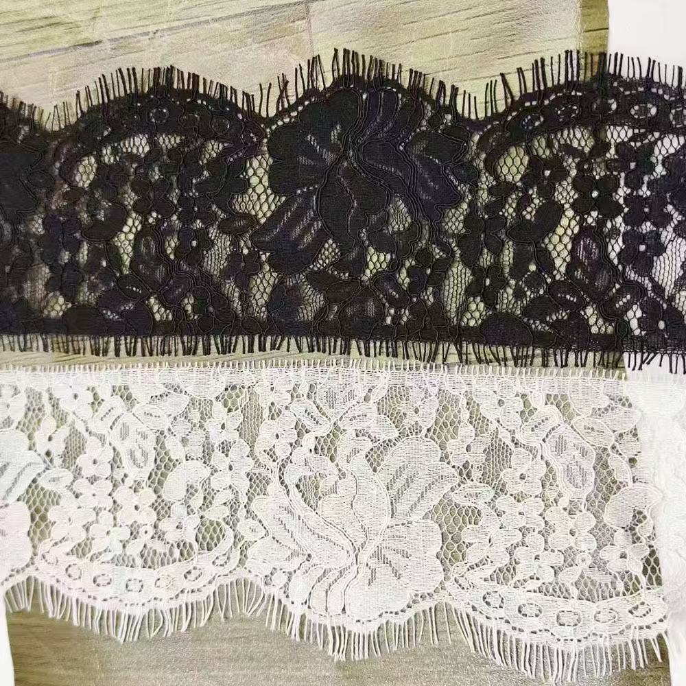 Home Fashion Textiles - Pizzo chantilly con motivo floreale per